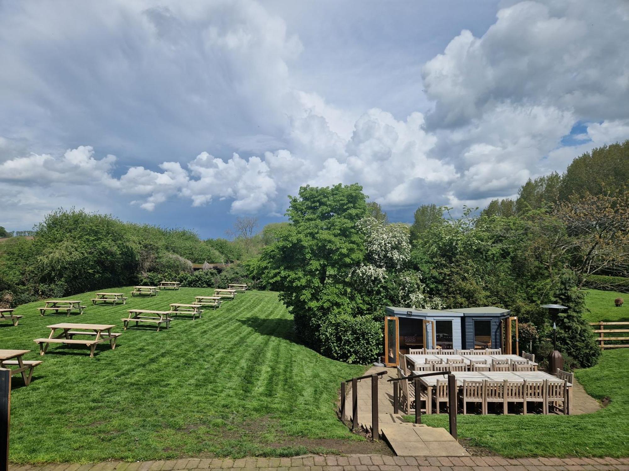 The Star Bed & Breakfast West Leake Bagian luar foto